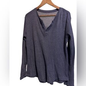 Women’s blue casual shirt/ size small